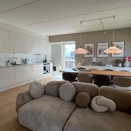 아파트 Cozy Near Royal Arena